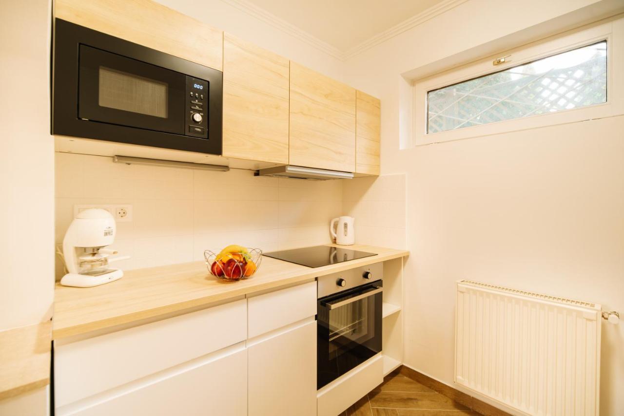 Topaz Apartmanhazak Balatongyorok Exterior photo
